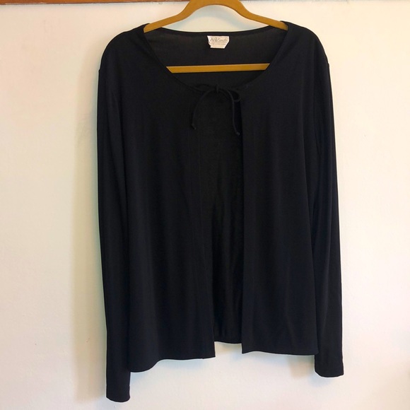 Willi Smith Tops - Black flowy cardigan with front tie